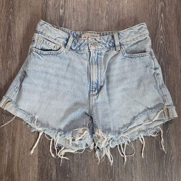 Dynamite Pants - Dynamite - Light Wash Frayed Denim Shorts
